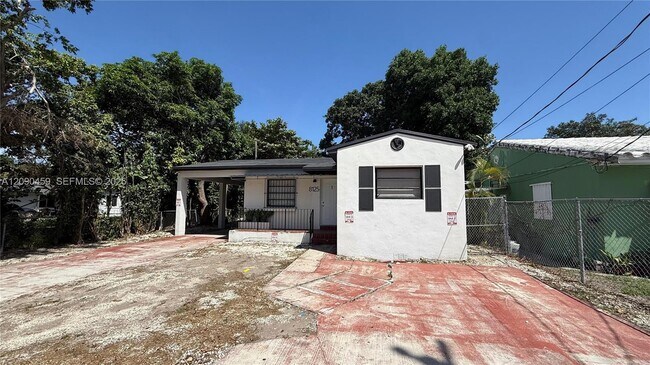 Building Photo - 8125 NW 6th Ave