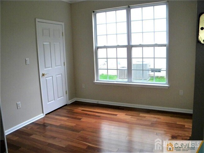 Building Photo - 106 Sayreville Blvd S