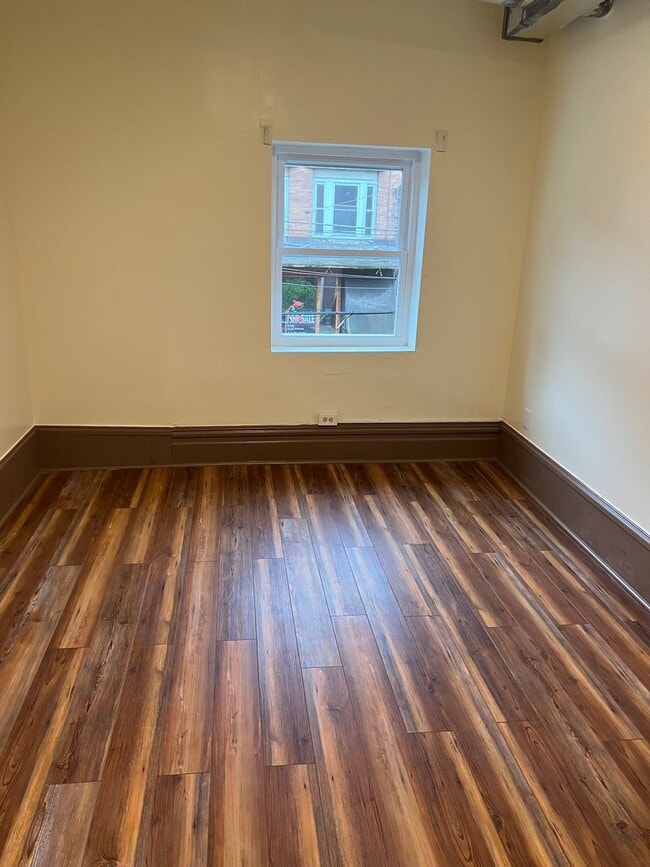 Building Photo - 331 Atwood St