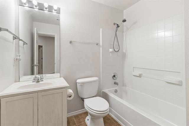 Building Photo - 8925 Yosemite Trail