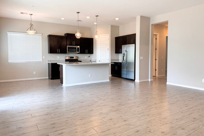 Building Photo - 3Bed/2Bath Home In Cave Creek! JOIN THE WA...