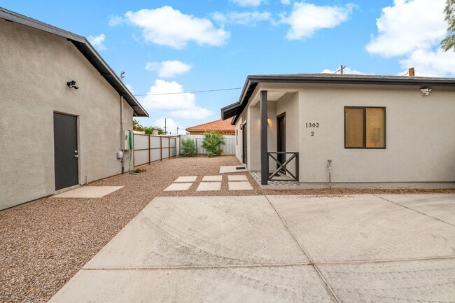 Building Photo - PRE-LEASE for August 2026 Gorgeous New Construction!