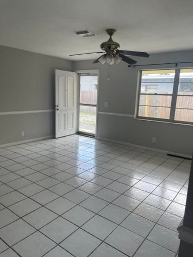 Building Photo - 4425 Stevens Rd