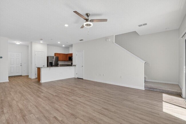 Building Photo - 43 Mustard Hl Ct