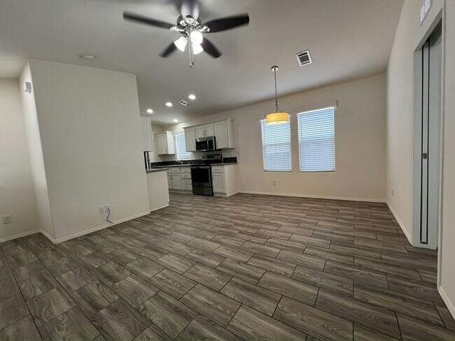 Building Photo - 8866 E Baseline Rd