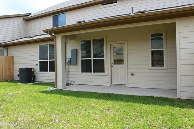 Building Photo - 12327 Dona Lane