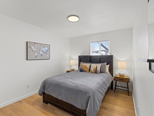 Building Photo - 4899 Sonata Dr
