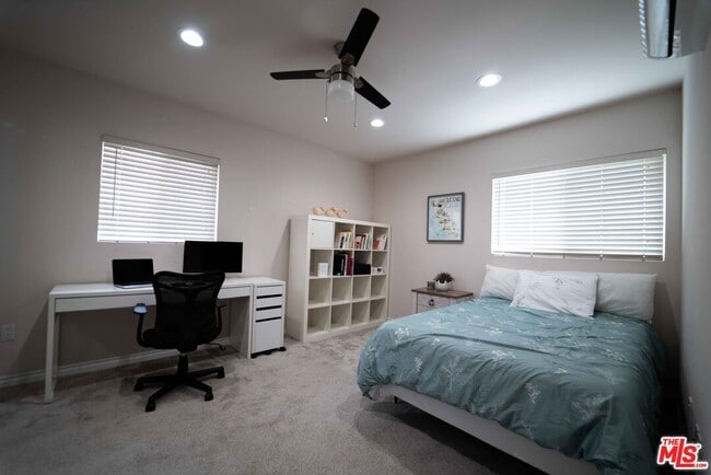 Building Photo - 306 E 36th St