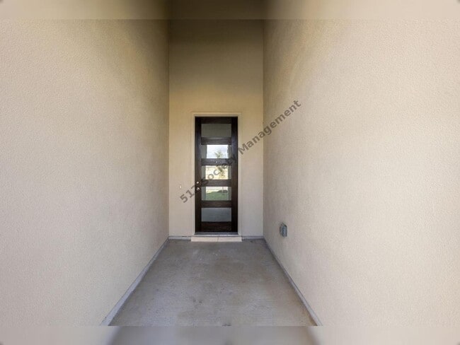 Building Photo - 320 Coral Gate Trail