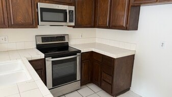 Building Photo - 2518 Via Astuto