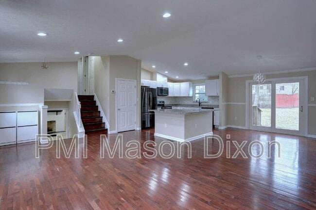 Building Photo - 9321 Kenbrooke Ct