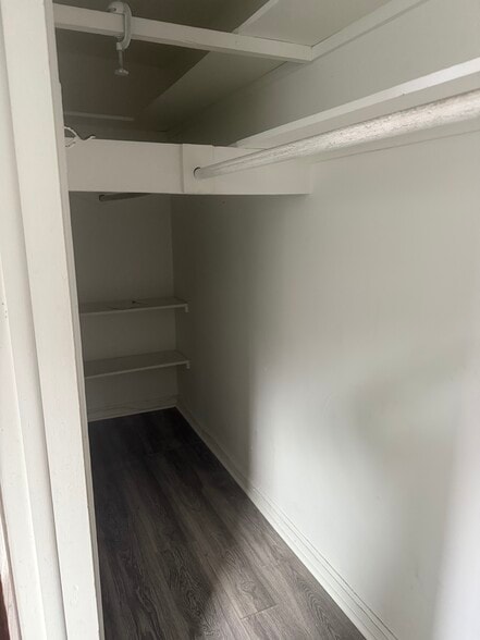 Building Photo - 54 Murray Ave