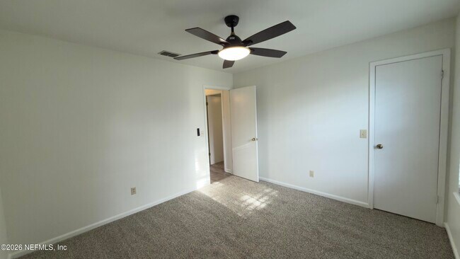 Building Photo - 7914 Longshadow Ct
