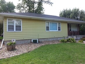 Building Photo - 2209 Franklin St