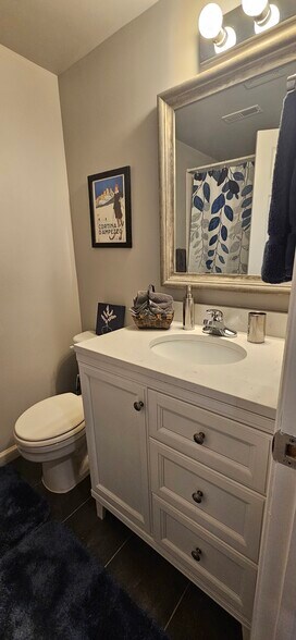 New vanity & mirror with working drawers - 1904 S Carr St