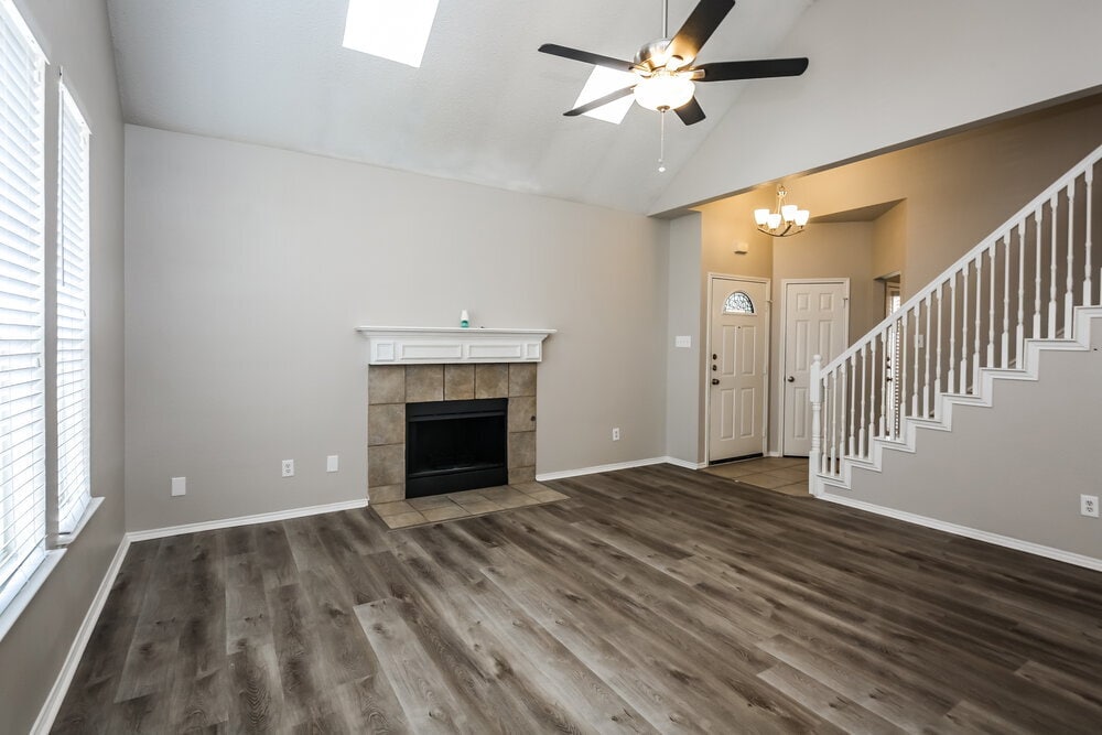 Building Photo - 524 Timber Way Dr