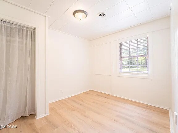 Building Photo - 502 Hayworth Dr