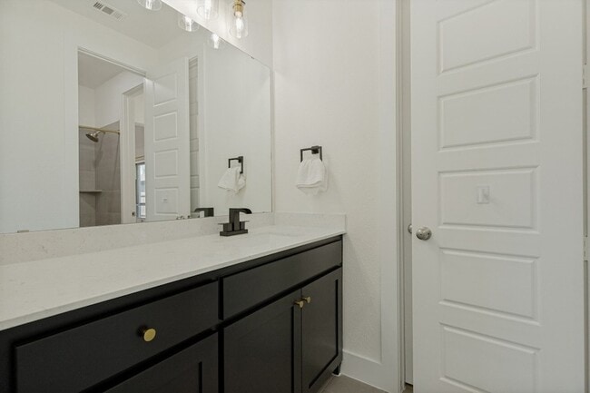 Building Photo - 1513 Snapdragon Ct