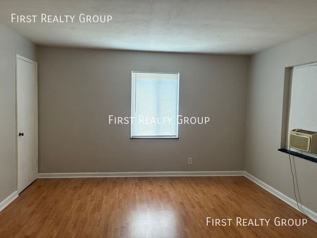 Building Photo - 3129 S. Smithville-#3