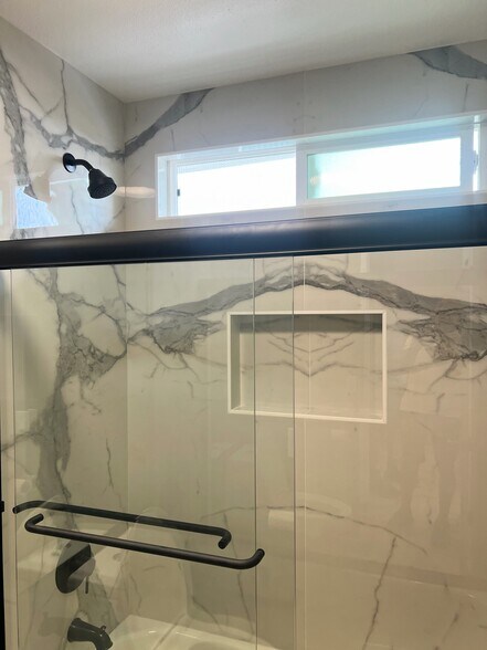 NEW Bath and shower - 2225 Manchester Avenue