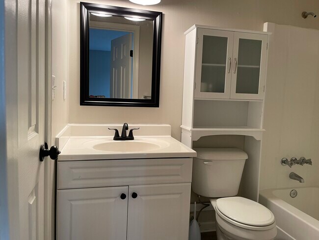 Building Photo - 5223 Breezewood Arch