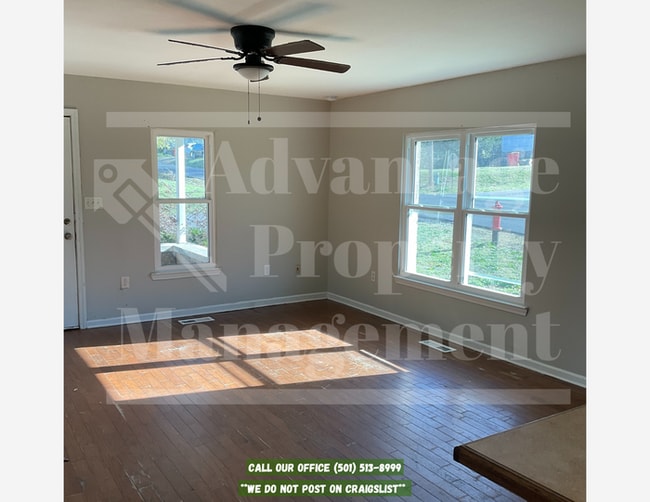 Building Photo - 801 St Vincent St