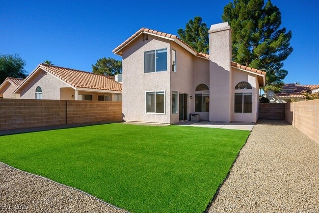 Building Photo - 86 Quiet Desert Ln