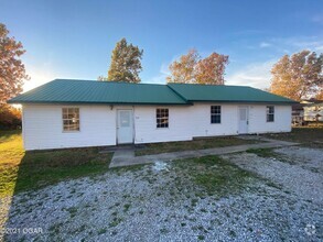 Building Photo - 532 City Limit Rd