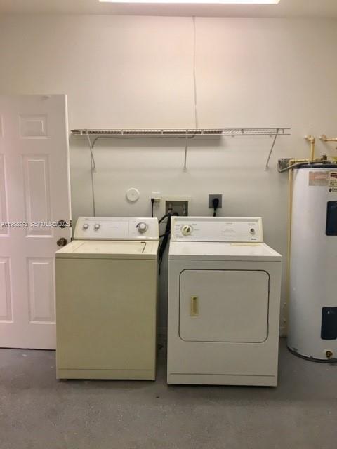 Building Photo - 3323 NE 11th Dr