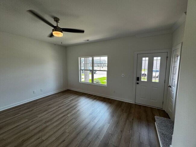 Building Photo - New Construction in great location