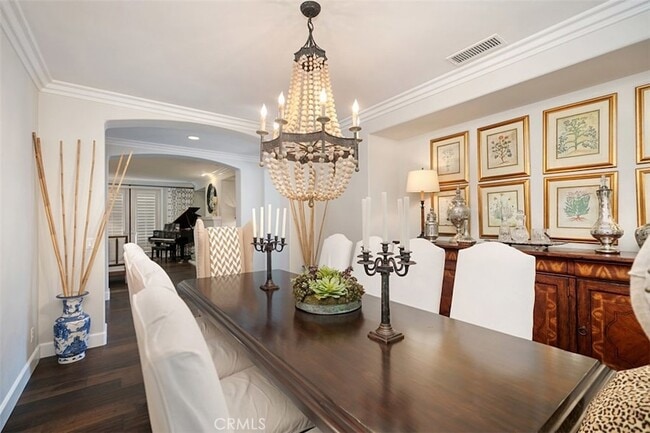 Building Photo - 27 Via Monarca St