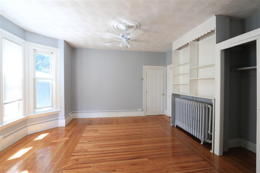 Building Photo - 58 Vinal Ave