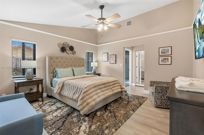 Building Photo - 4220 Grove Park Ln