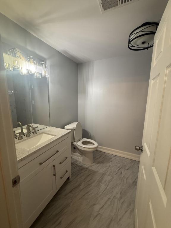 Building Photo - 2325 17th St Ensley