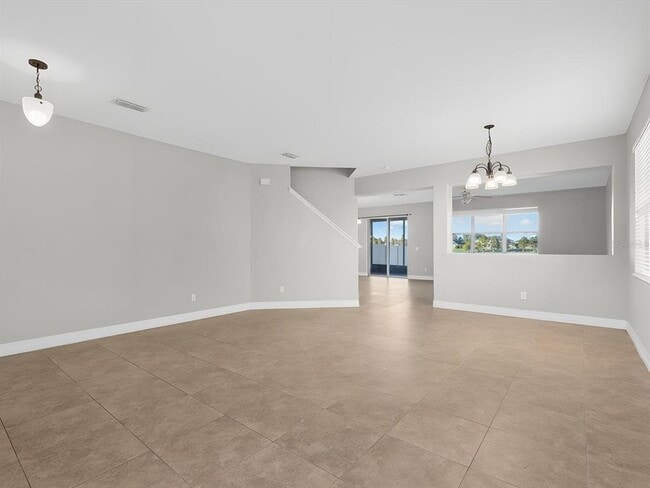 Building Photo - 2274 Geneva Dr