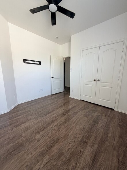 Building Photo - 14805 Little Anne Dr