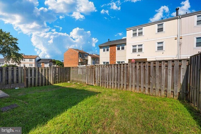 Building Photo - 6309 Arwen Ct