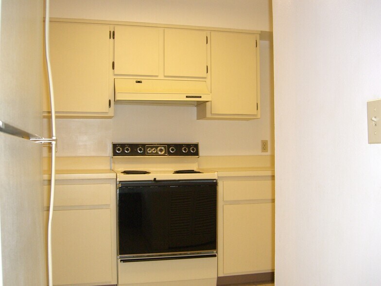 Building Photo - 5537 Sea Forest Dr