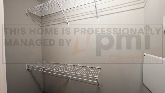 Building Photo - 107 Smithson Ln