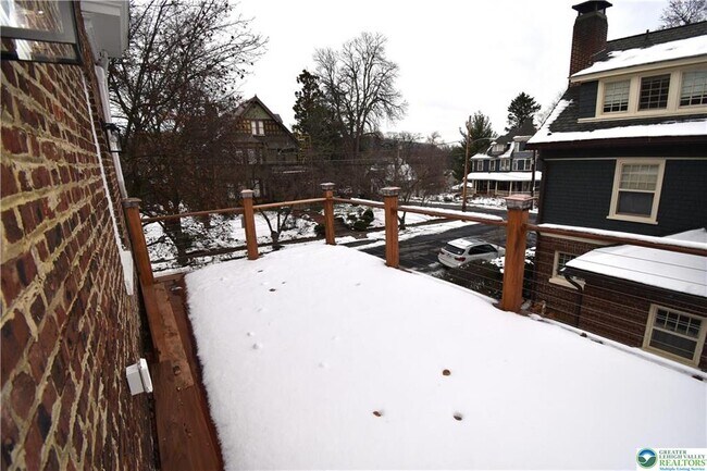 Building Photo - 312 March St