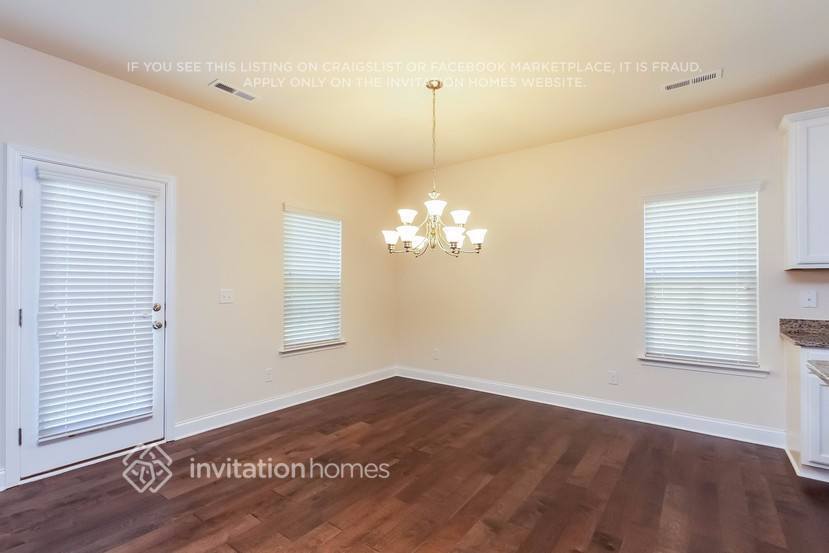 Building Photo - 6609 Pamela St