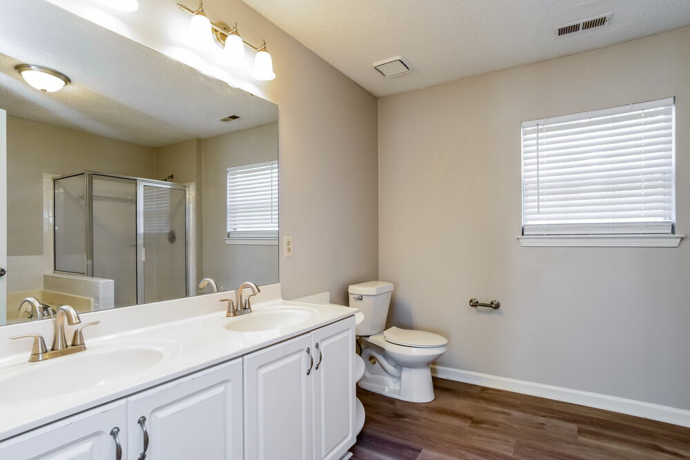 Building Photo - 12824 Diamond Dr