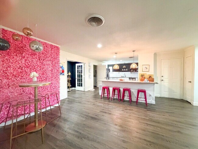 Building Photo - 3111 43rd St