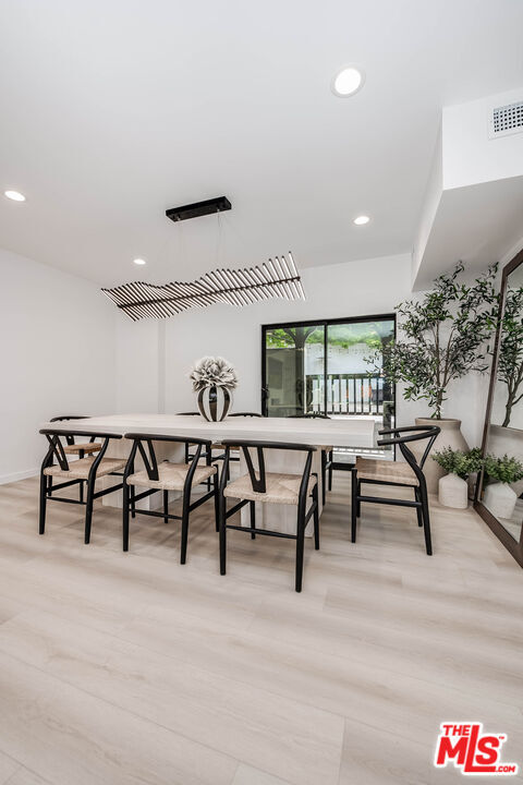 Building Photo - 4961 Marmol Dr