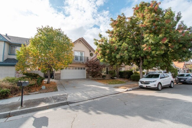 Building Photo - 1547 Deluca Dr