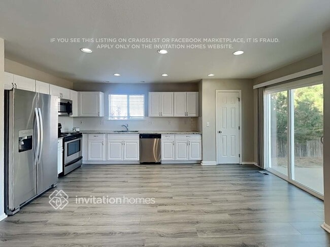 Building Photo - 6396 Millbridge Ave