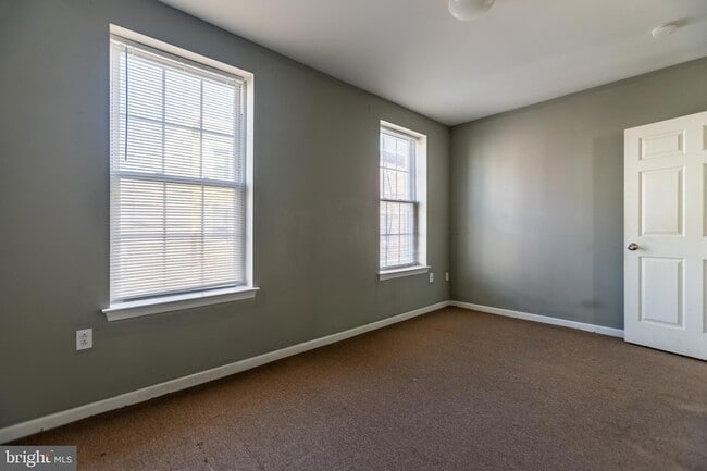 Building Photo - 1706 Willington St