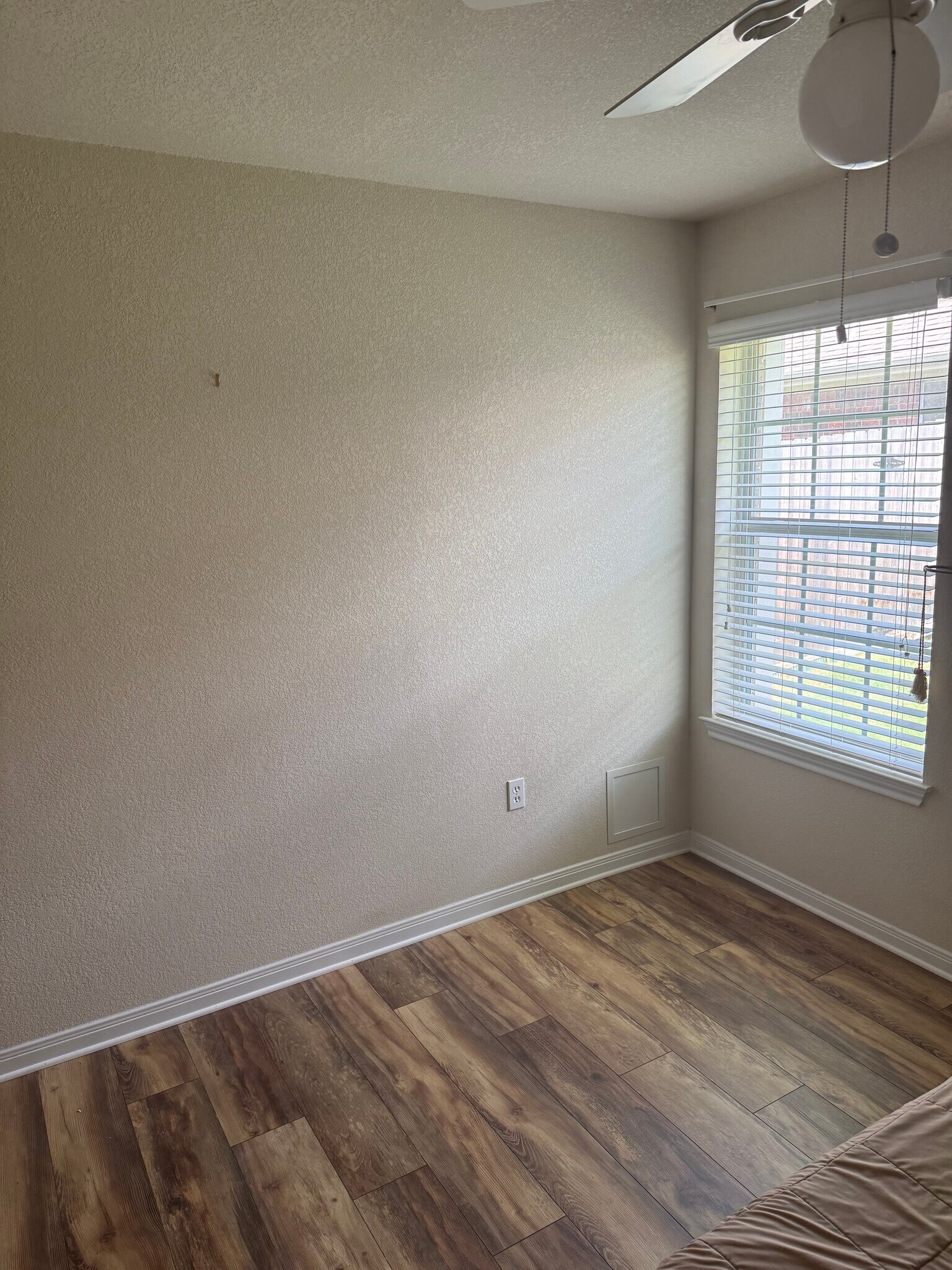 Building Photo - 713 Heston Cir