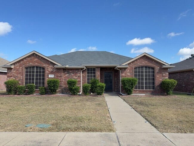 Primary Photo - 2333 Cedarwood Dr
