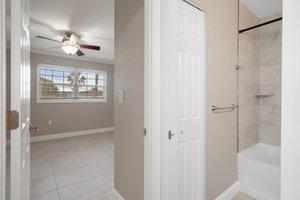 Building Photo - 5045 Pelican Dr